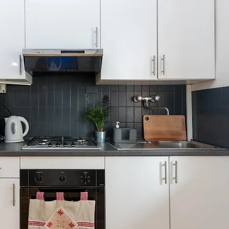 Apartment Welcome To • Lotus • *